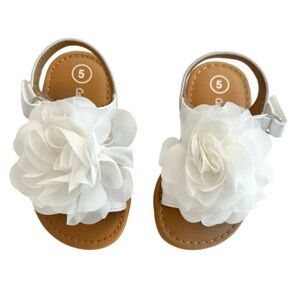 BEAUTIFUL Cat & Jack White Floral Velcro Sandals Baby Girl Size 5 - Like New